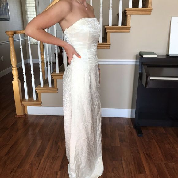 Jessica Mcclintock Strapless formal dres - Picture 2 of 6